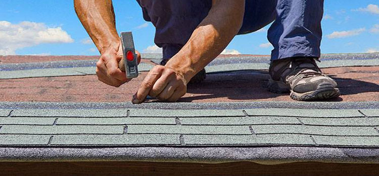 asphalt-shingles-roof-maintenance-Glendora